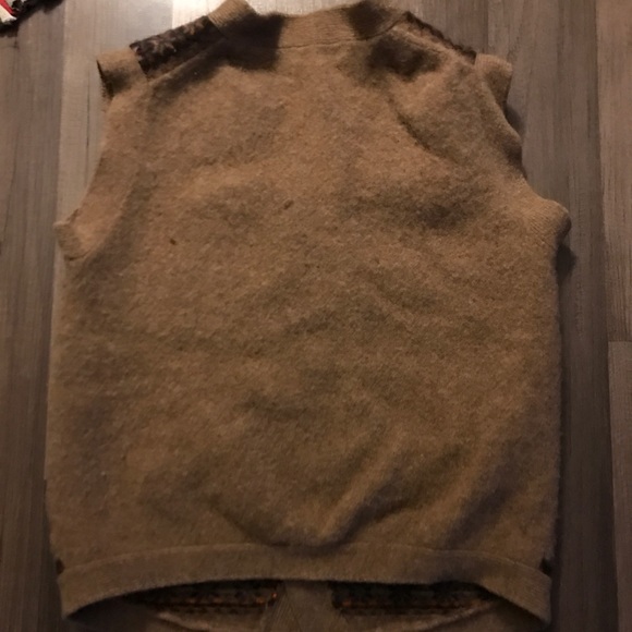 M Daniel Cremieux button down vest - Picture 5 of 8